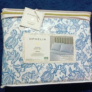 NEW Ophelia King Size 6Pcs Sheet Set Blue And White Floral Background